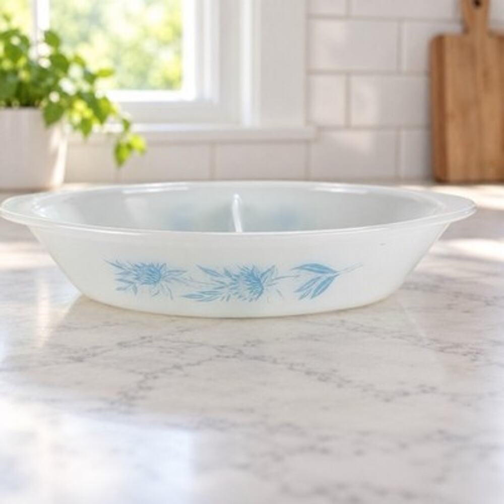 Vintage Glasbake Turquoise Blue Thistle 1 qt Oval Casserole Dish Textured Bottom